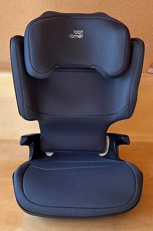Sièges auto: Romer Britax kidfix iSize  – D'occasion à Lausanne par isa_qf8z