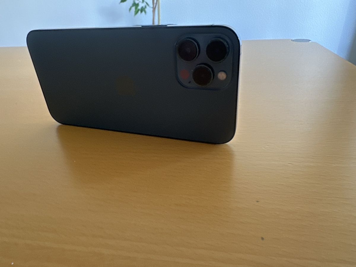 Apple Handys / Smartphones: Iphone 12 pro max – Gebraucht aus Unterägeri von icham12 6