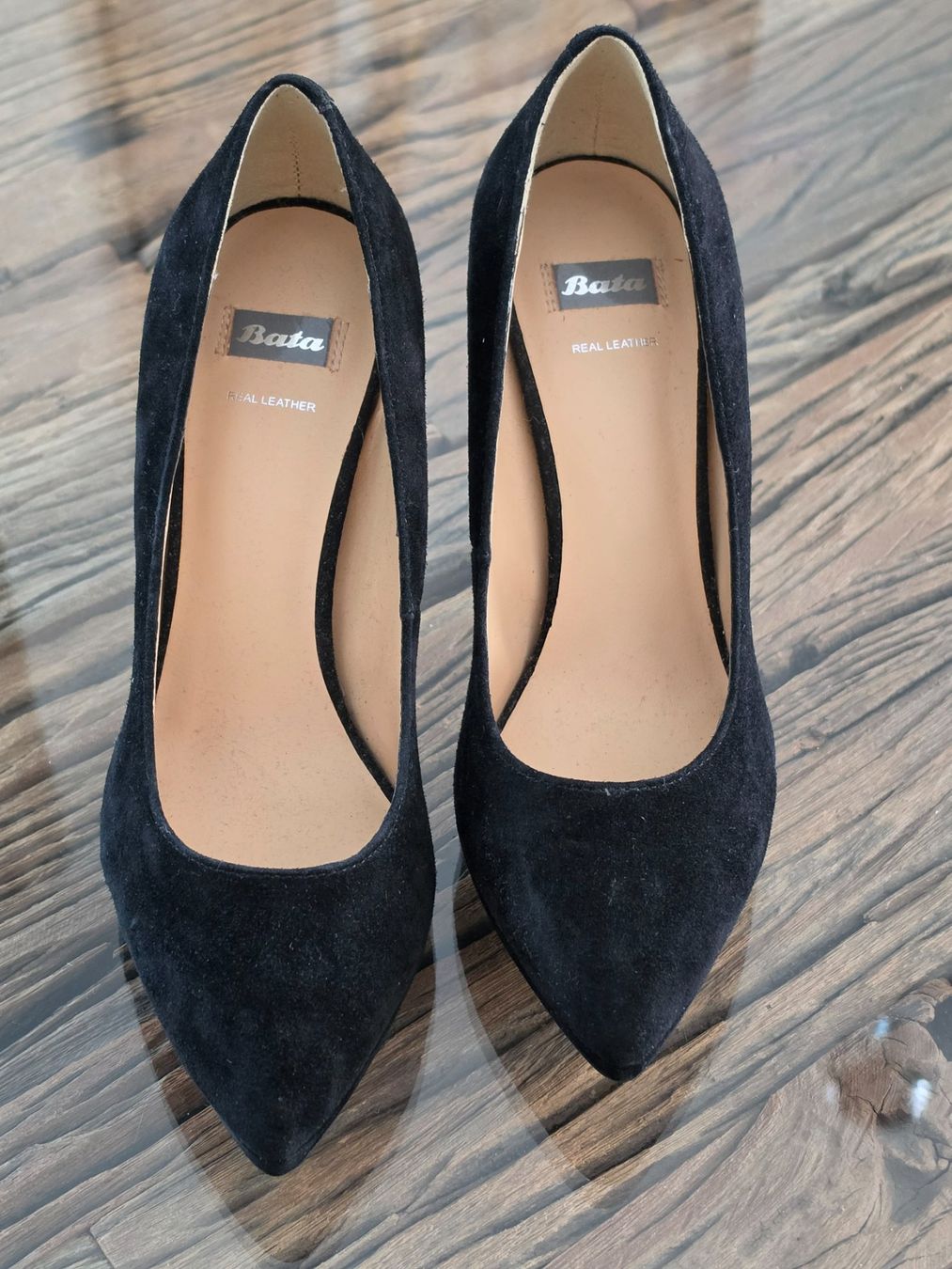 Scarpe da donna: Elegante schwarze Bata Pumps aus echtem Leder, Gr. 37 – Nuovo (secondo la descrizione) da Birr venduto da V-K 1