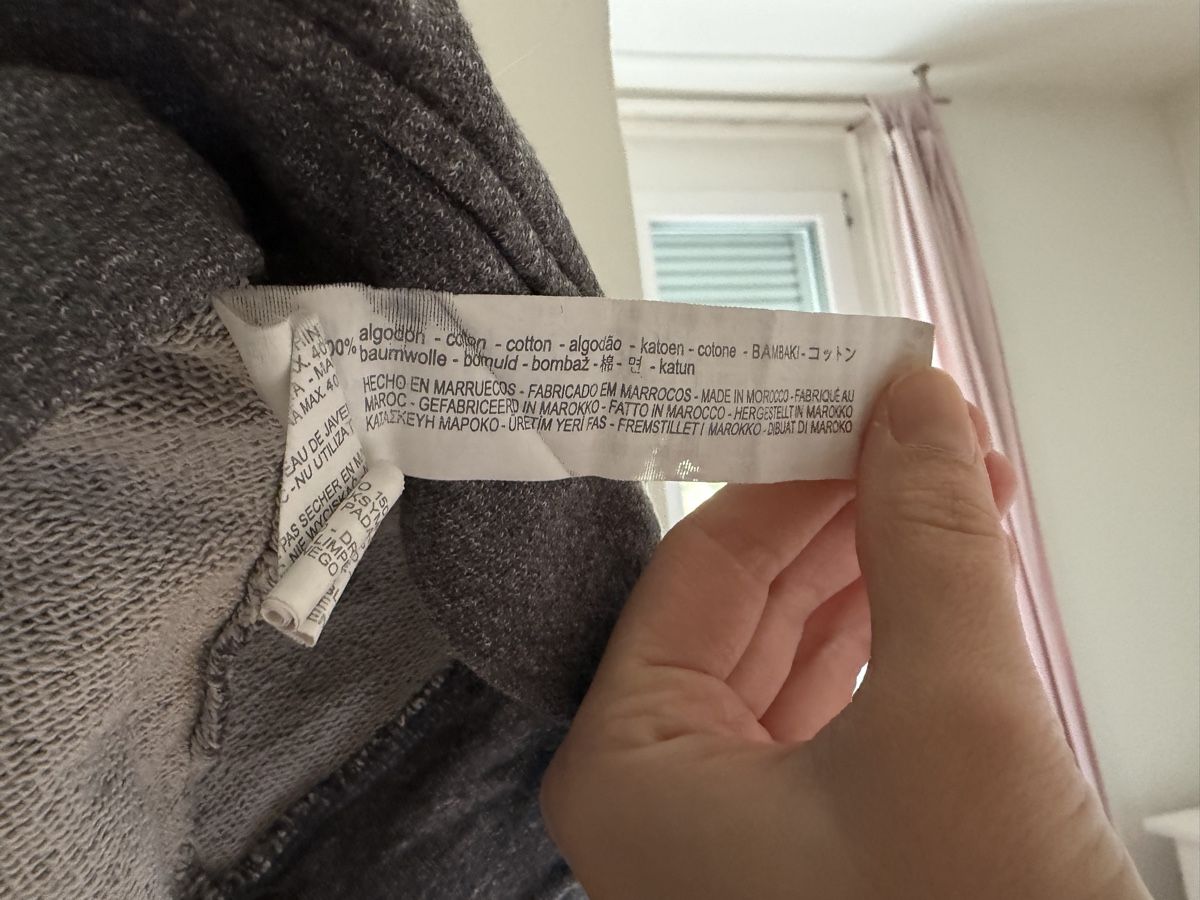 Zara Pulls & Sweat-shirts: Zara Pullover grau Baumwolle Grösse M – D'occasion à St. Gallen par giu_5xcq 2
