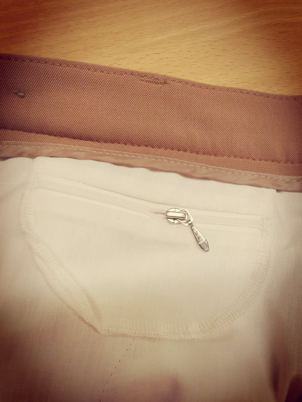 Hosen: Damenhose warmes braun, GARDEUR – Neu (gemäss Beschreibung) aus Seuzach von NaehdesignMirjam 1