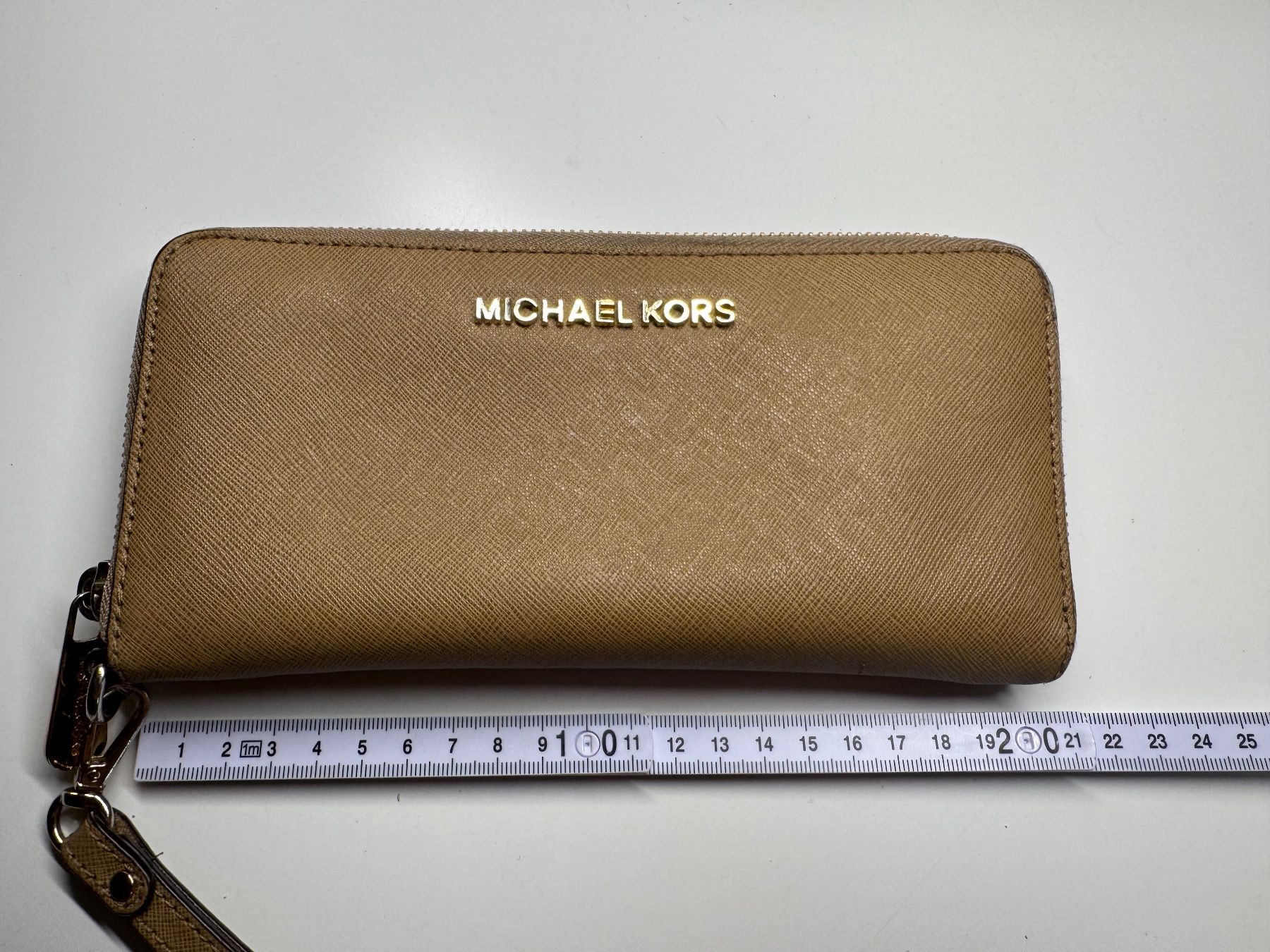 Michael Kors Portamonete: Geldbörse von Micheal Kors – Usato da Grosswangen venduto da shoes.bags.and.co 2