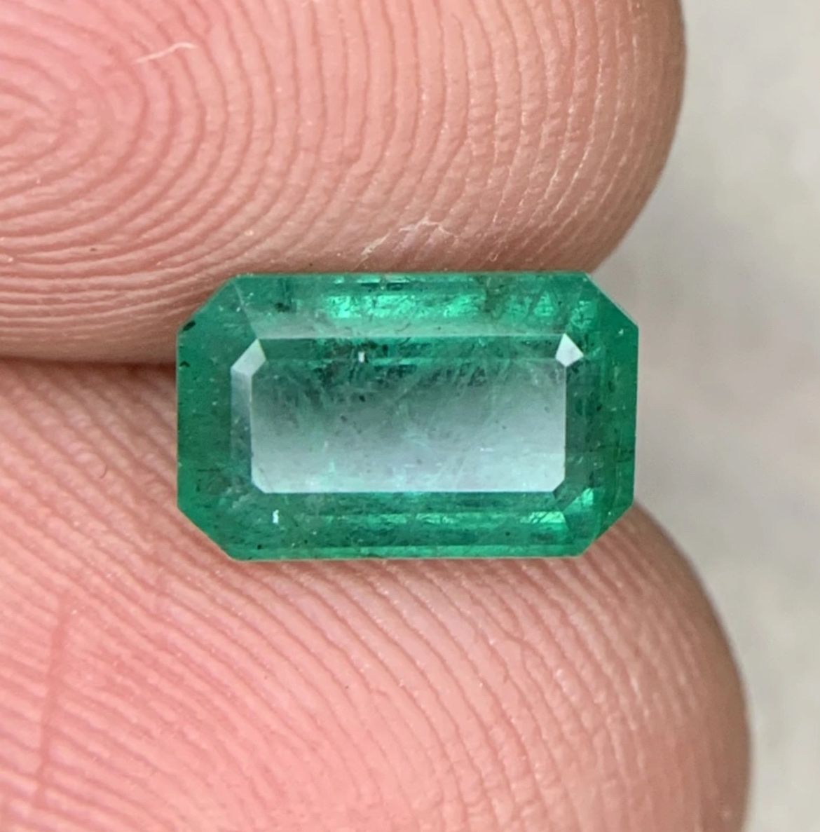 Pietre preziose: 2.1ct Smaragd – Usato da Horn venduto da MBGemstones 1