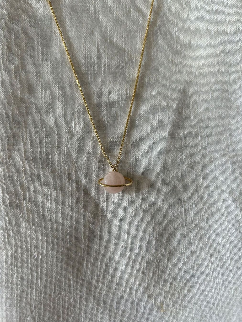 Catenine: Collier - pendentif Saturne rose – Usato da Renens VD venduto da m27_y26