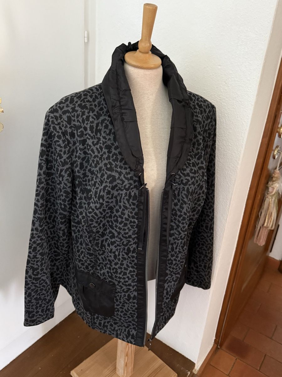 Jacken: Blazer - Jacke – Gebraucht aus Obfelden von Plastofina 1