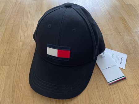 NEU Tommy Hilfiger Kappe S