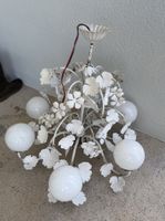 Deckenleuchte Weiss Blumen und Kugeln gebraucht
