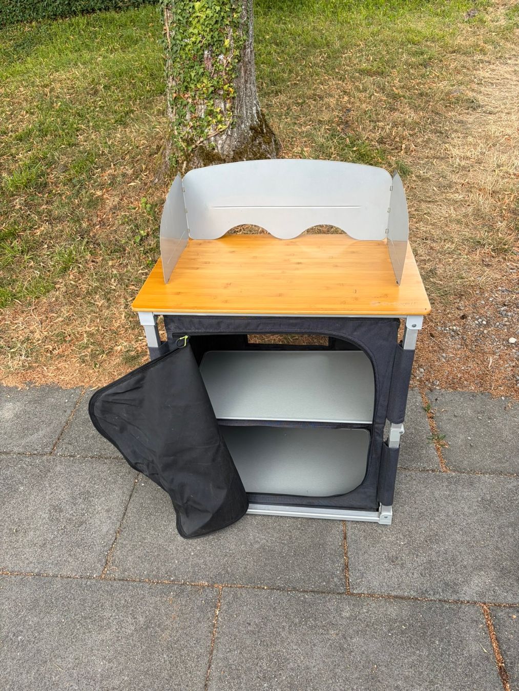 Komplettküchen: Outwell Padres Camping Küchenmöbel – Gebraucht aus Schmidrüti von chr_7b2p 1