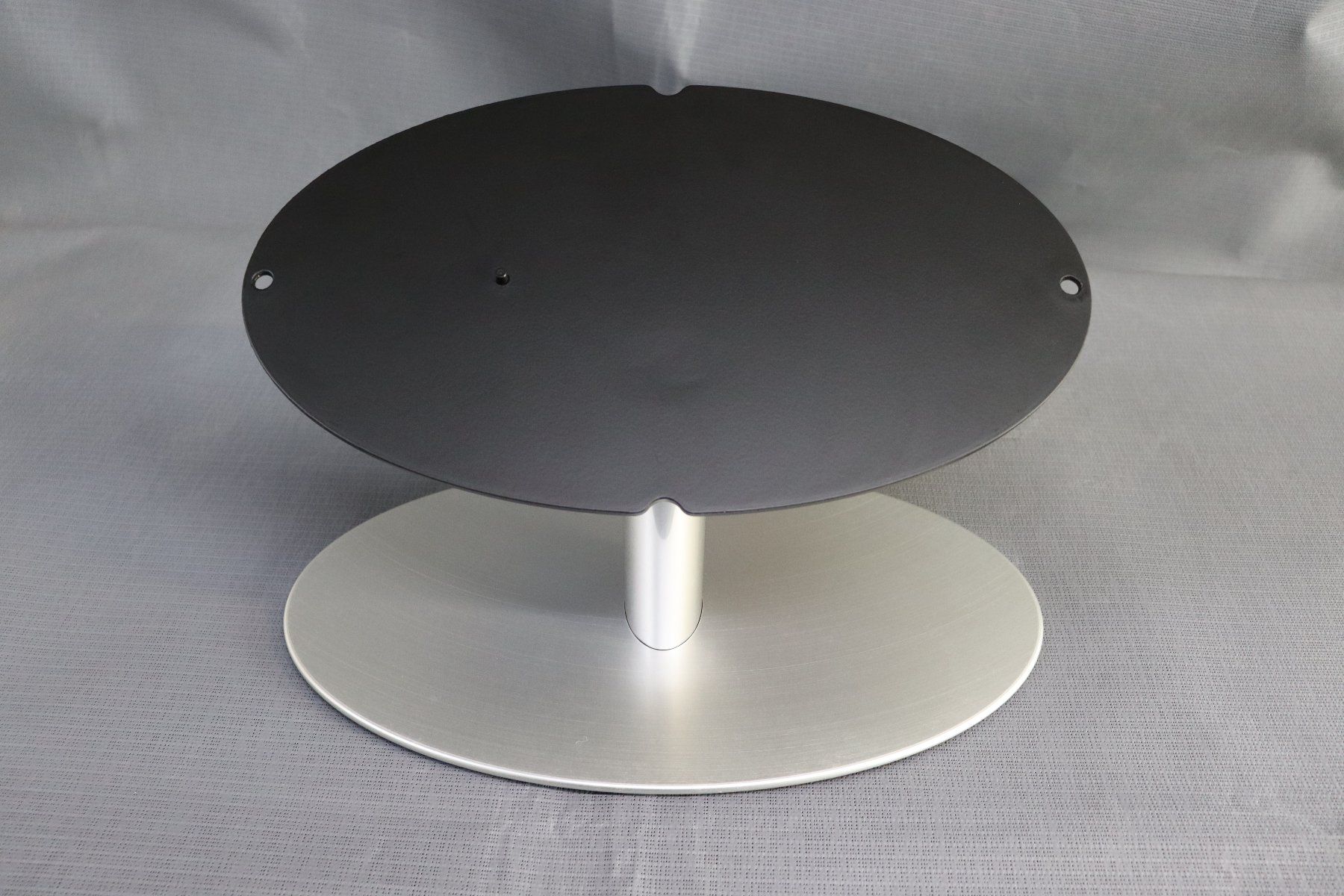 Bang & Olufsen Fixations: B&O Tischfuss BeoCenter 2 – D'occasion à Boniswil par Ubabo