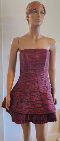 Neues Yves Calin Kleid, bordeaux, Gr. 36, trägerlos