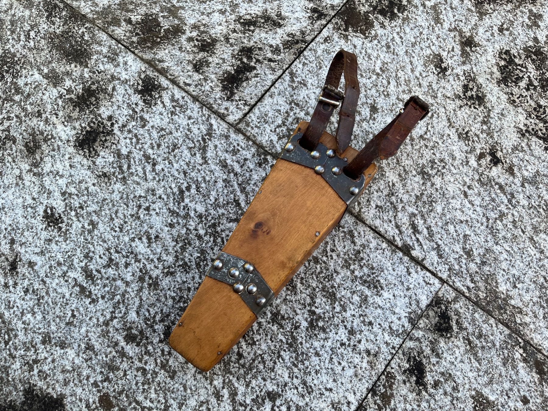 Küchenmesser: Messerscheide Vintage Metzger Holz Messerköcher – Gebraucht aus Bottmingen von Puffsack 1
