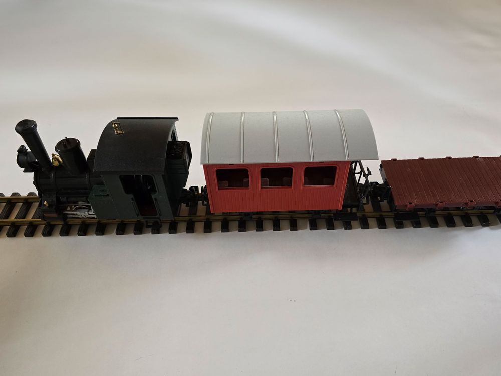 LGB Lokomotive mit zwei Wagen Kaufen auf Ricardo