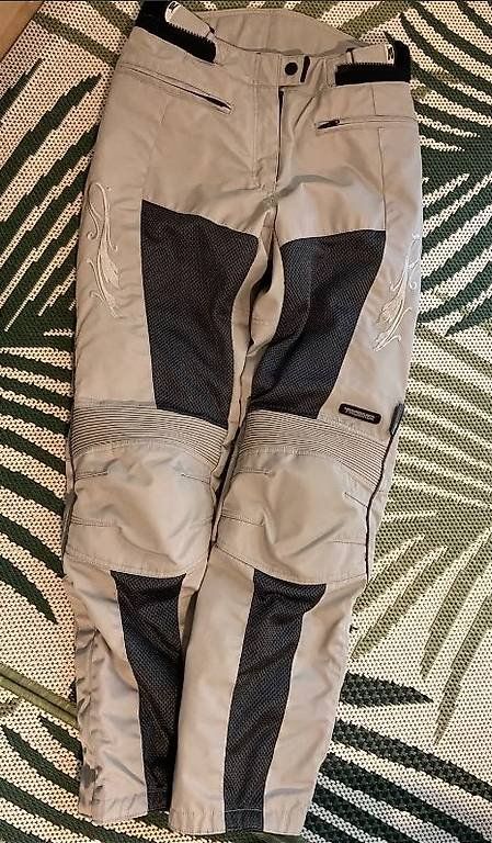 Completi & Tailleur: Damen Kombi Grösse 40 – Usato da Hochwald venduto da motowear-secondhand 3