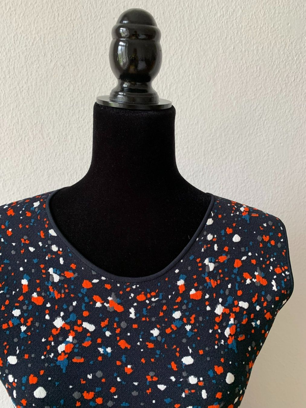 Akris Vestiti: AKRIS: Exklusives blau gemustertes Kleid, 36 – Nuovo (secondo la descrizione) da Luzern venduto da paulablue 1