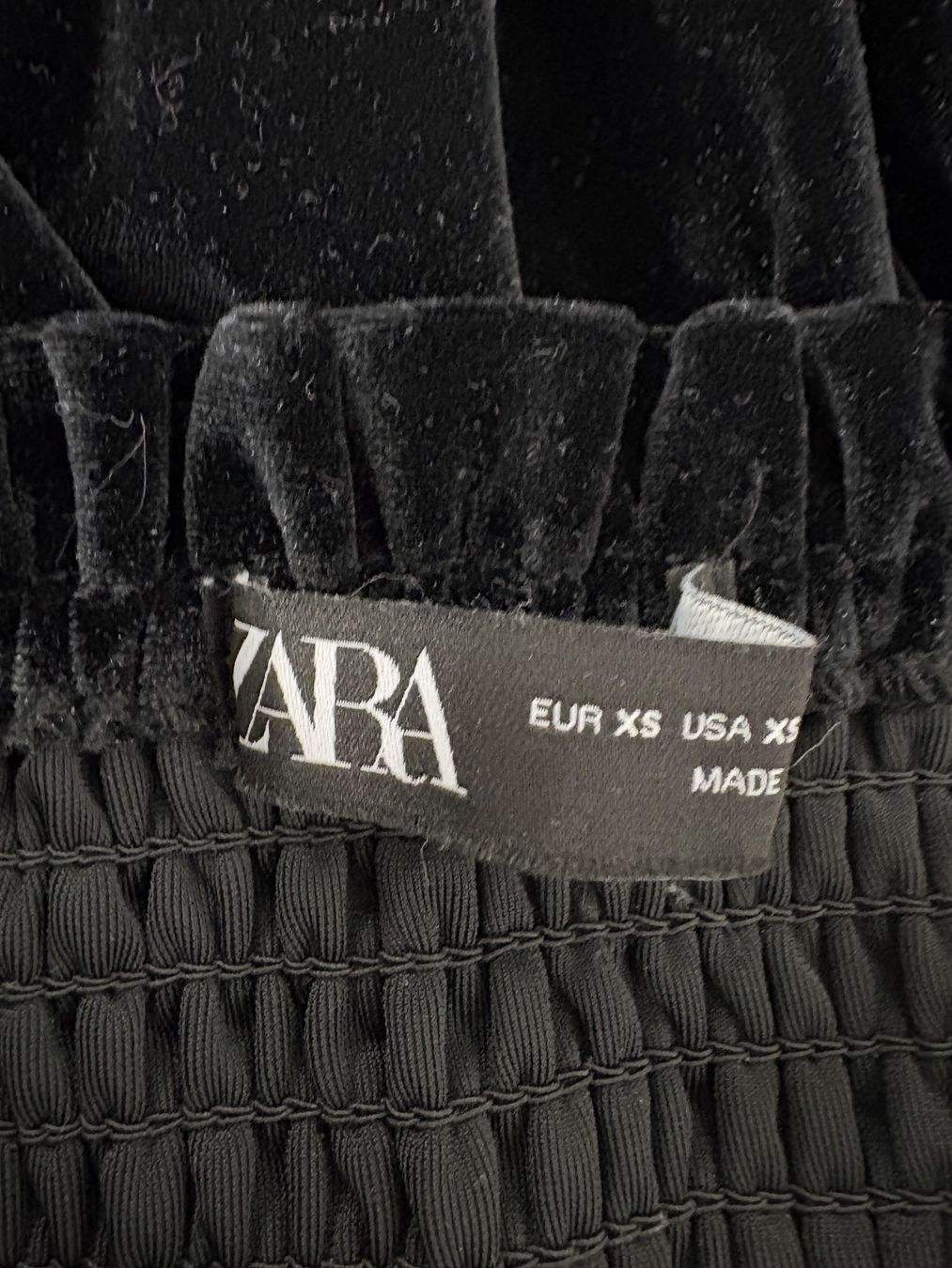 Zara Tops: Zara Samt Top trägerlos schwarz Gr. XS – Neu (gemäss Beschreibung) aus Regensdorf von secondchancefashion 4