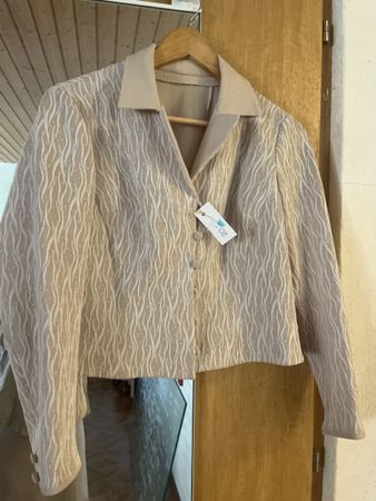 Vintage Beige and White blazer S-M