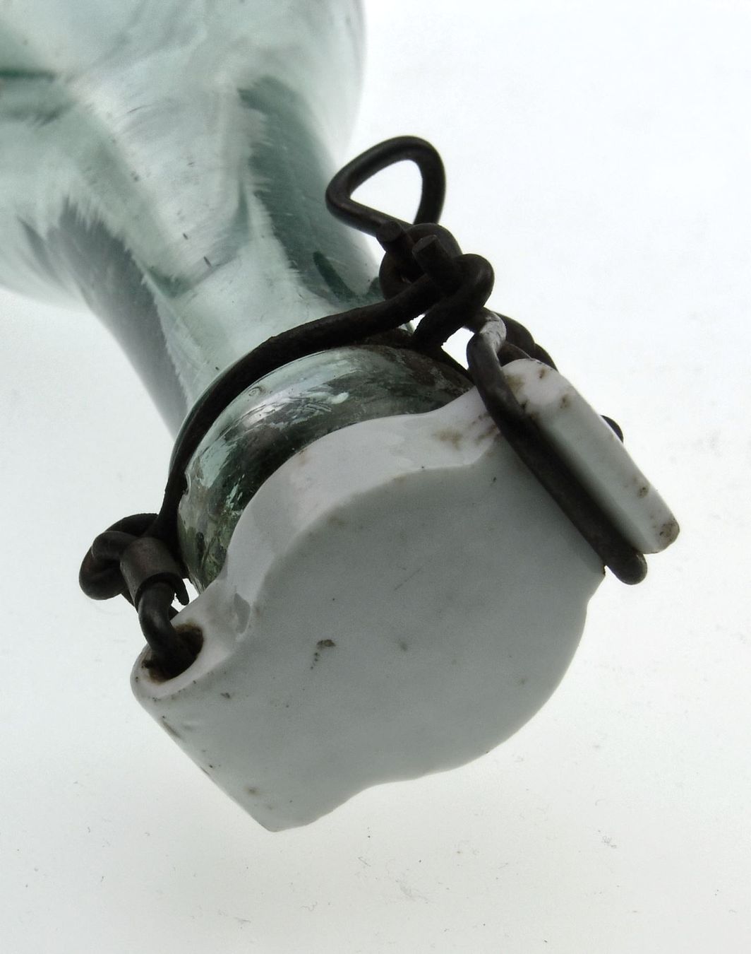 Bicchieri, Caraffe & Bottiglie: Mineralflasche mit Bügelverschluss Bern – Usato da Seedorf BE venduto da ArcoCera 3