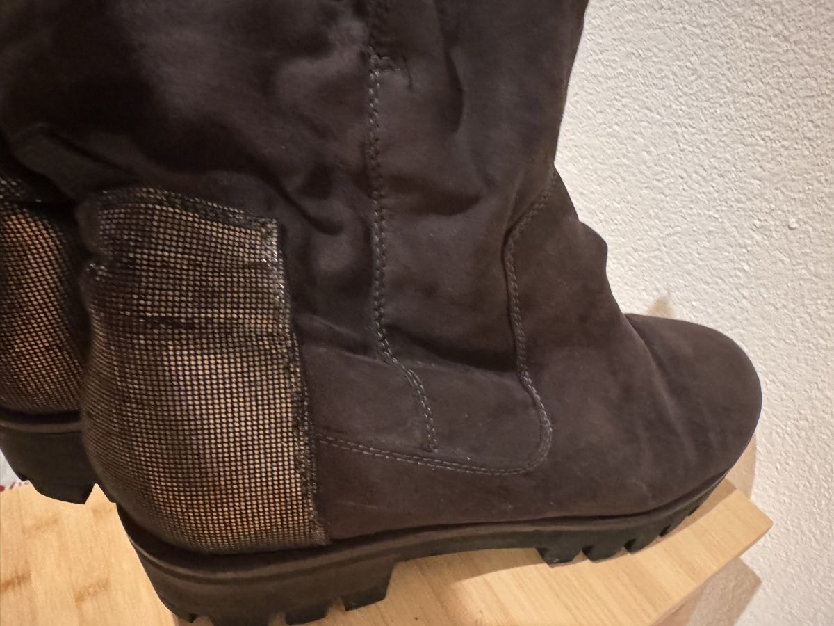 Tamaris Scarpe da donna: Tamaris Winterstiefel, Gr. 40 – Usato da Allschwil venduto da ana_87pj 2