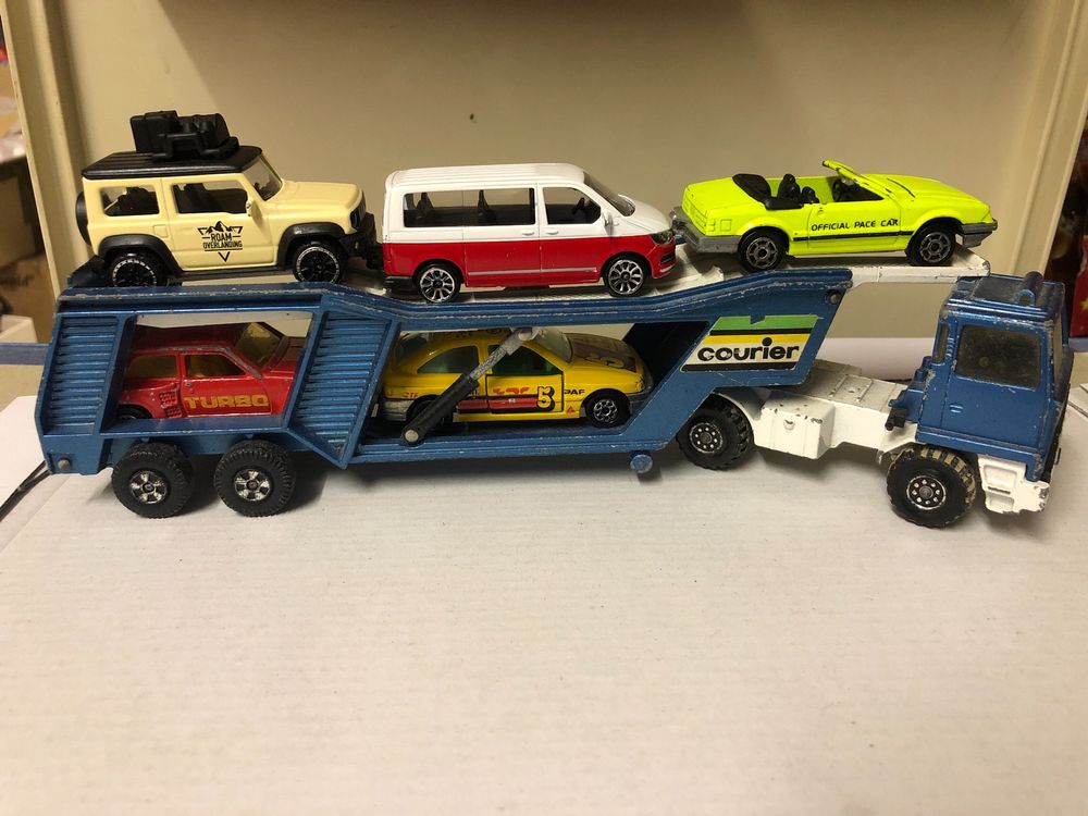 Lot de voitures et camions marques Tonka Majorette Matchbox etc