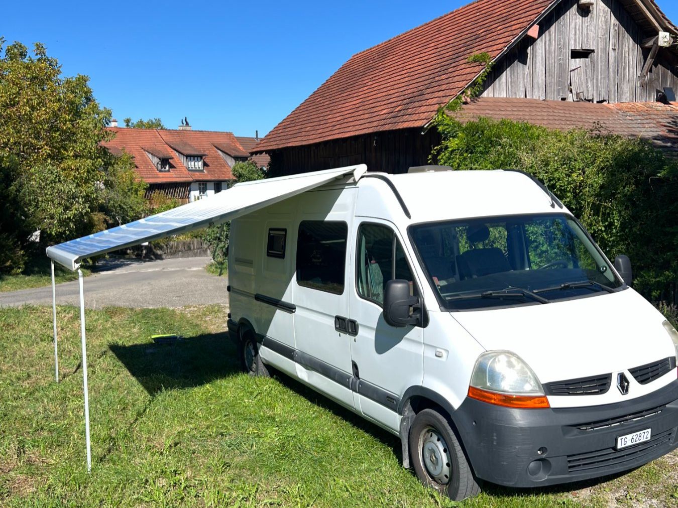Véhicules de camping: RENAULT MASTER TRANSPORTER/CAMPER – D'occasion à Eschenz par SUBARU048 2