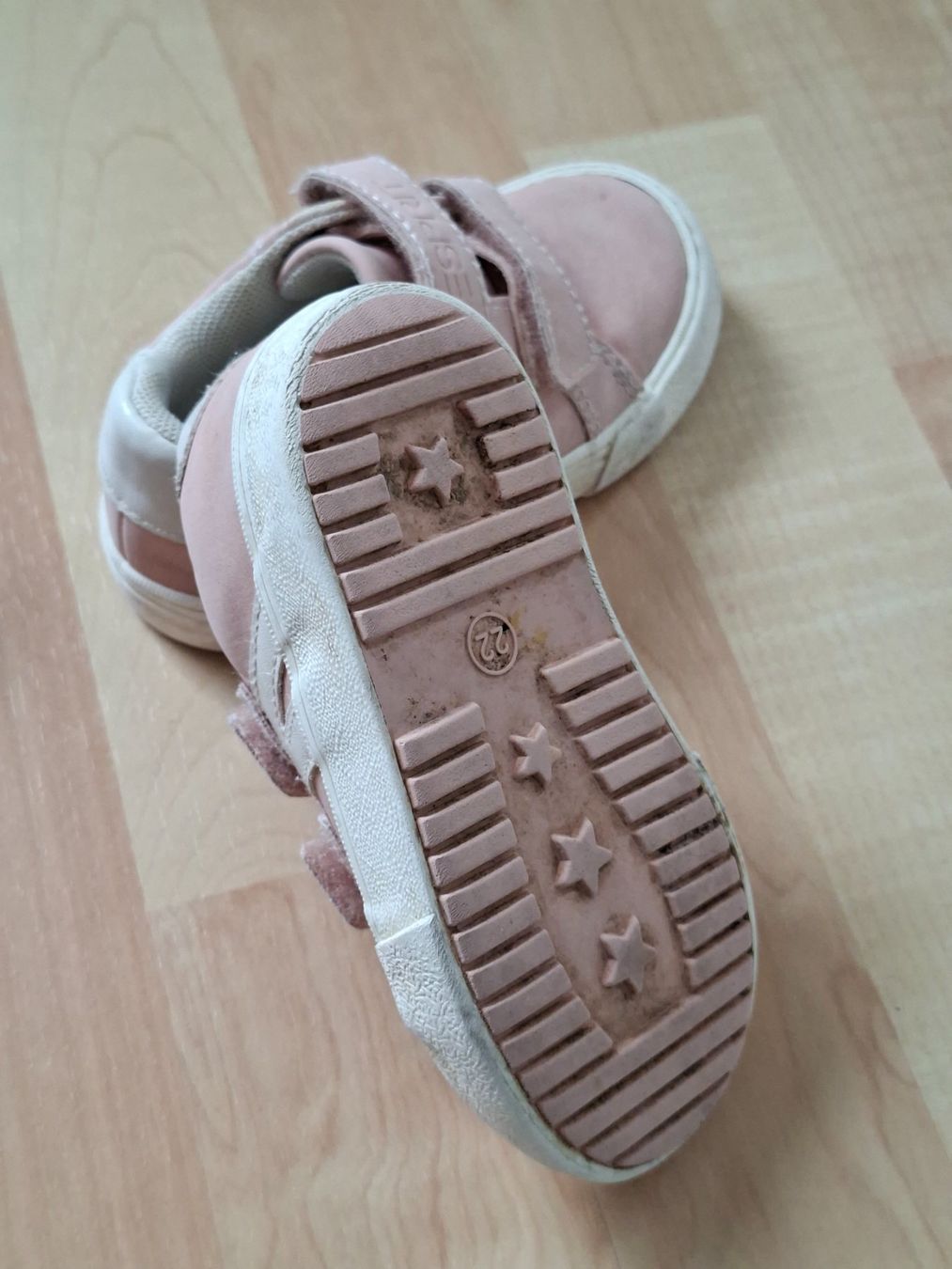 Scarpe per ragazze: Graceland Clogs Gr. 21 &  Esprit Sneaker Gr. 22 – Usato da Niederlenz venduto da ion_gv7d 1