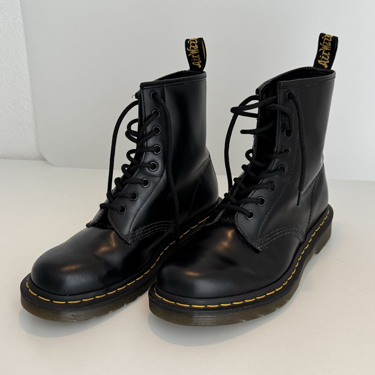 Dr. Martens Scarpe da uomo: Dr. Martens 1460 boots – Usato da Goldach venduto da elijah2000 1