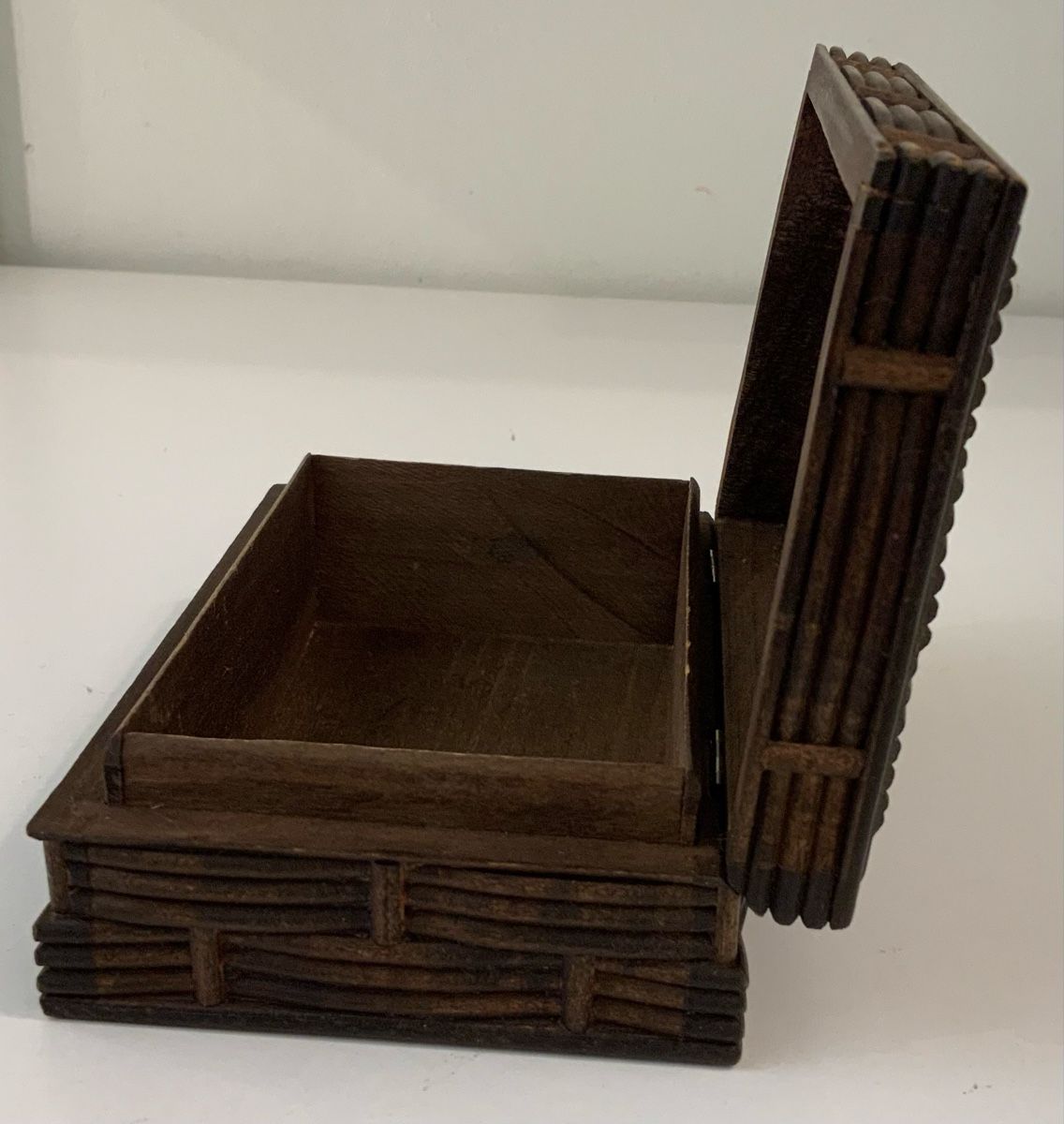 Barattoli: Boîte en bois sculpté – Usato da rolle venduto da Tontonjulot 5