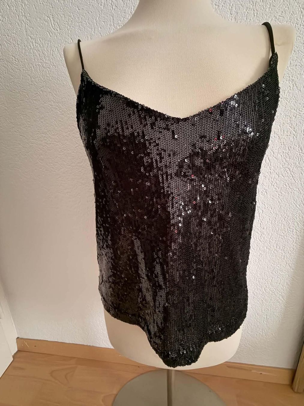 Top: Cocktäil Top Neu M – Nuovo (secondo la descrizione) da Liestal venduto da aarroon