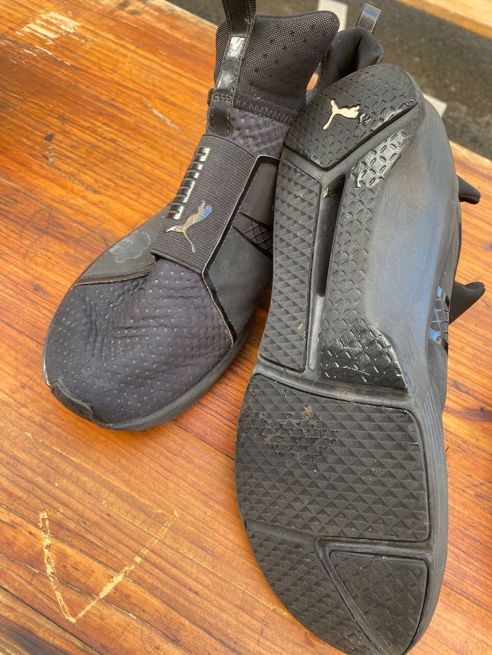 Puma Scarpe da donna: Basket noire Puma – Usato da Montreux venduto da Iza_81199 1