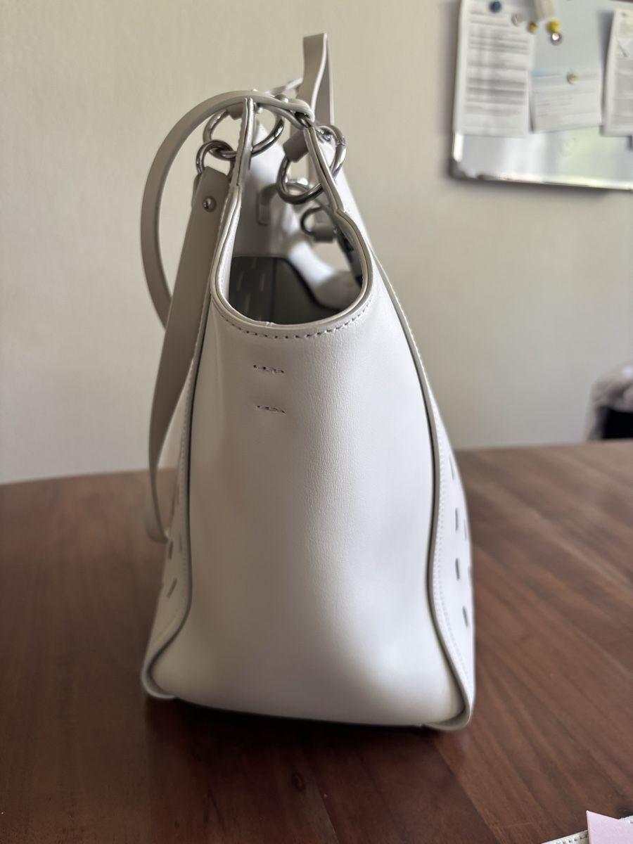 Coccinelle Borse da donna: Schöne Coccinelle Ledertasche – Nuovo e nell'imballaggio originale da Bülach venduto da mmva01 3