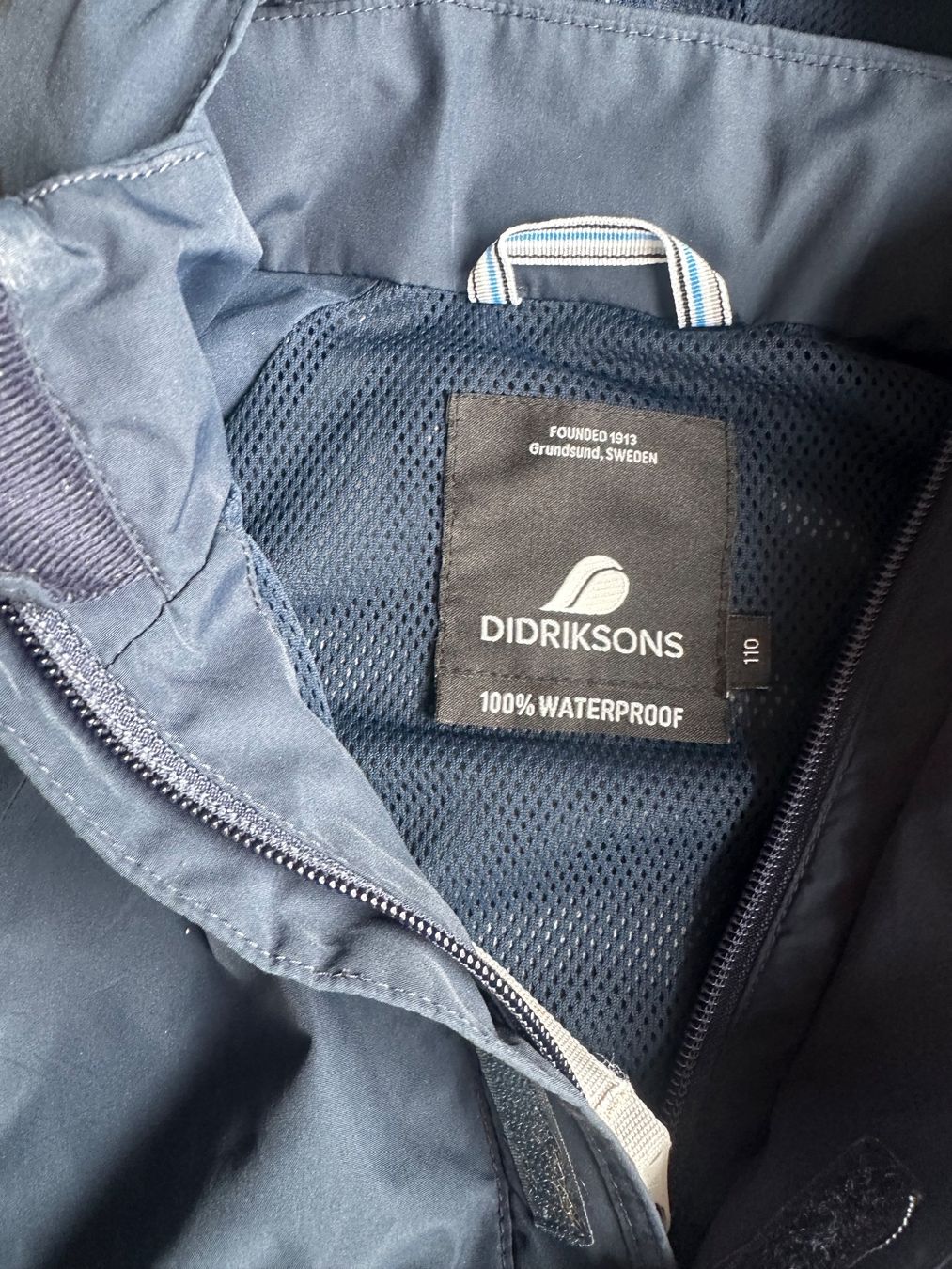 Didriksons Giacche & Cappotti: Didriksons Regenjacke, Top Zustand – Usato da Niederrohrdorf venduto da Ufabo87 2