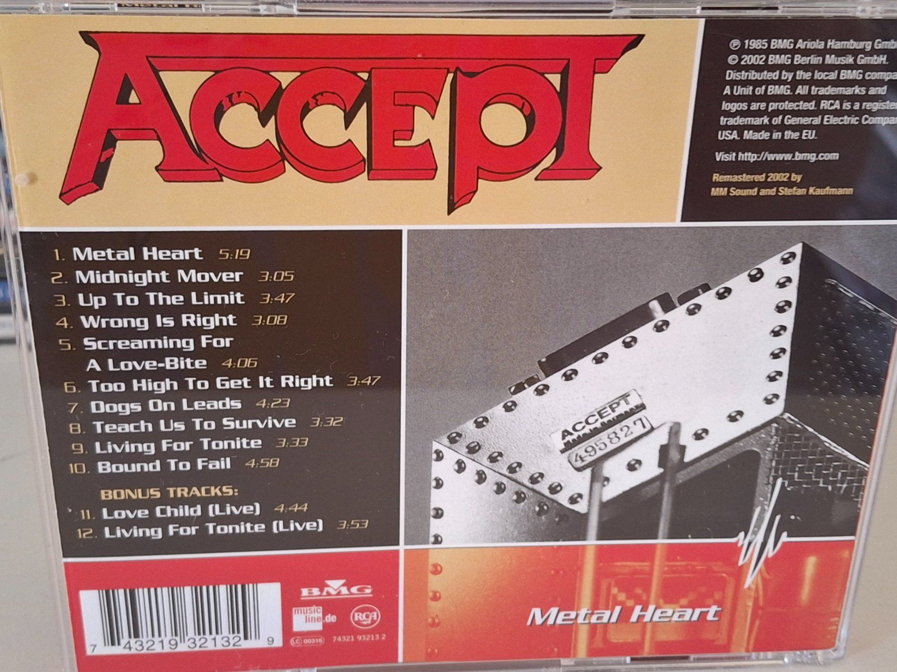 CD: CD Accept -  Metal Heart  (Remastered Edition ) – Usato da Aarberg venduto da Jackup1 1