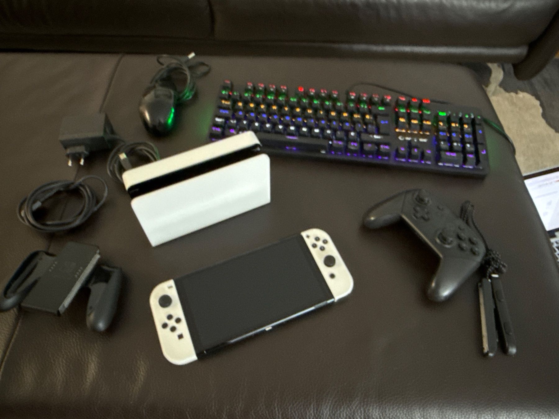 Nintendo Console: Nintendo  Switch Led – Usato da Zug venduto da Jm2005 1