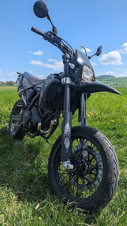 Fantic Strasse: Fantic XMF 125ccm black – Gebraucht aus Sarmenstorf von taosun2 4