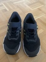 Kinderturnschuhe
