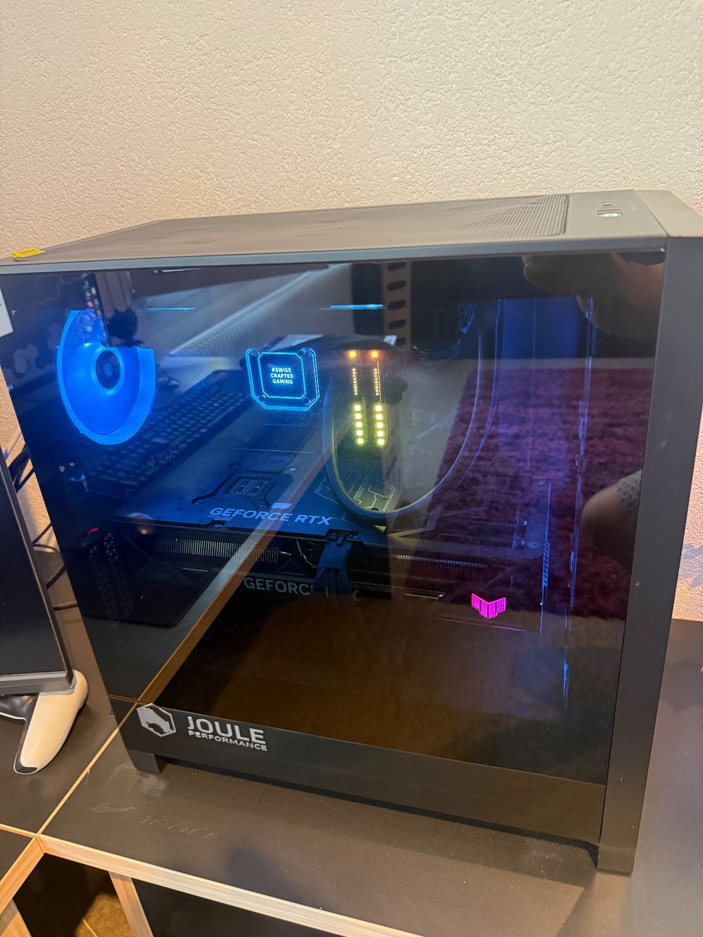 Nvidia PC: Joule Performance Darkstream RTX4090 I9 High End Gaming PC – Usato da Recherswil venduto da Yasa97 1