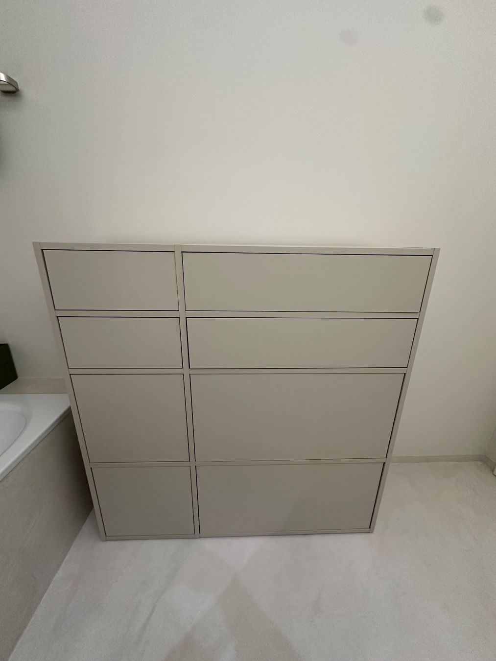 Cassettiere: Bathroom Furniture GRYD from MYCS – Usato da Lausanne venduto da skayfasano
