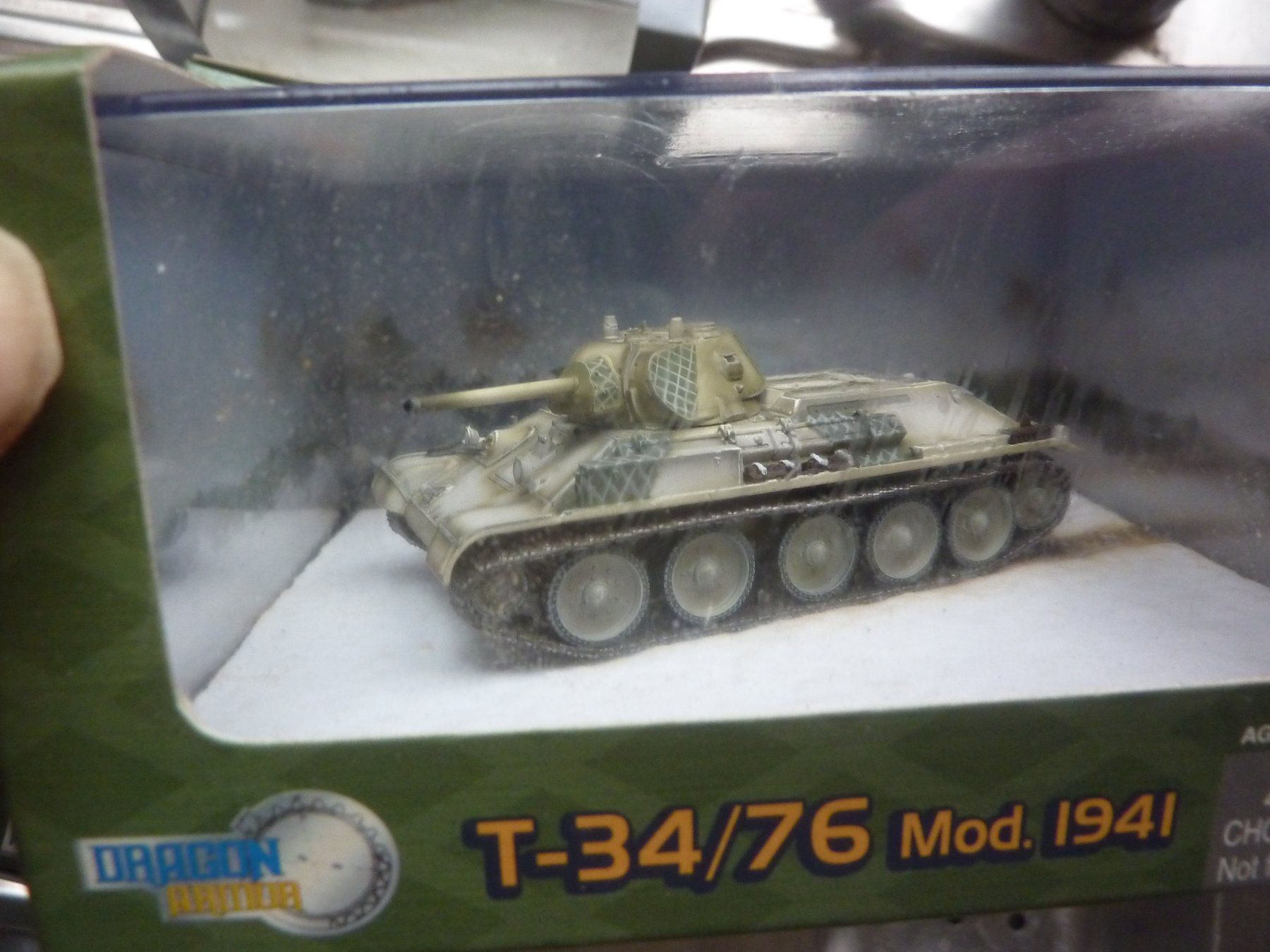 Kits de montage: T-34 – Neuf avec emballage d'origine à Balsthal par bouteliee