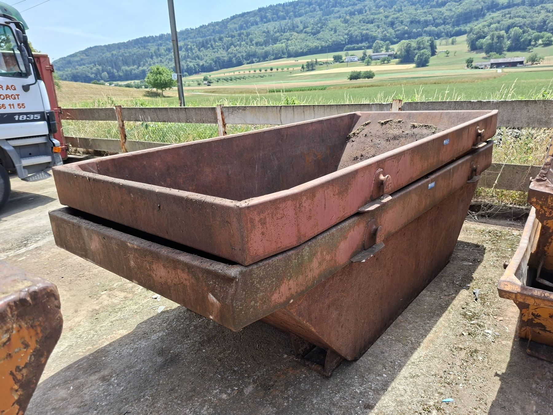 Baucontainer: 2x Welaki-Mulden 4 m3 – Gebraucht aus Schöfflisdorf von locobennito 1