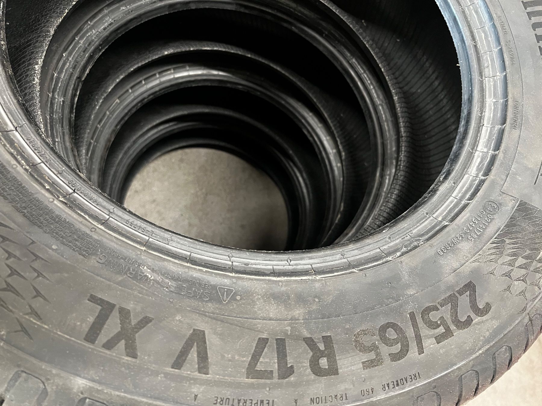 Tutti pezzi di ricambio auto: Continental 225/65R17 106V – Nuovo (secondo la descrizione) da Wimmis venduto da Incar_GmbH