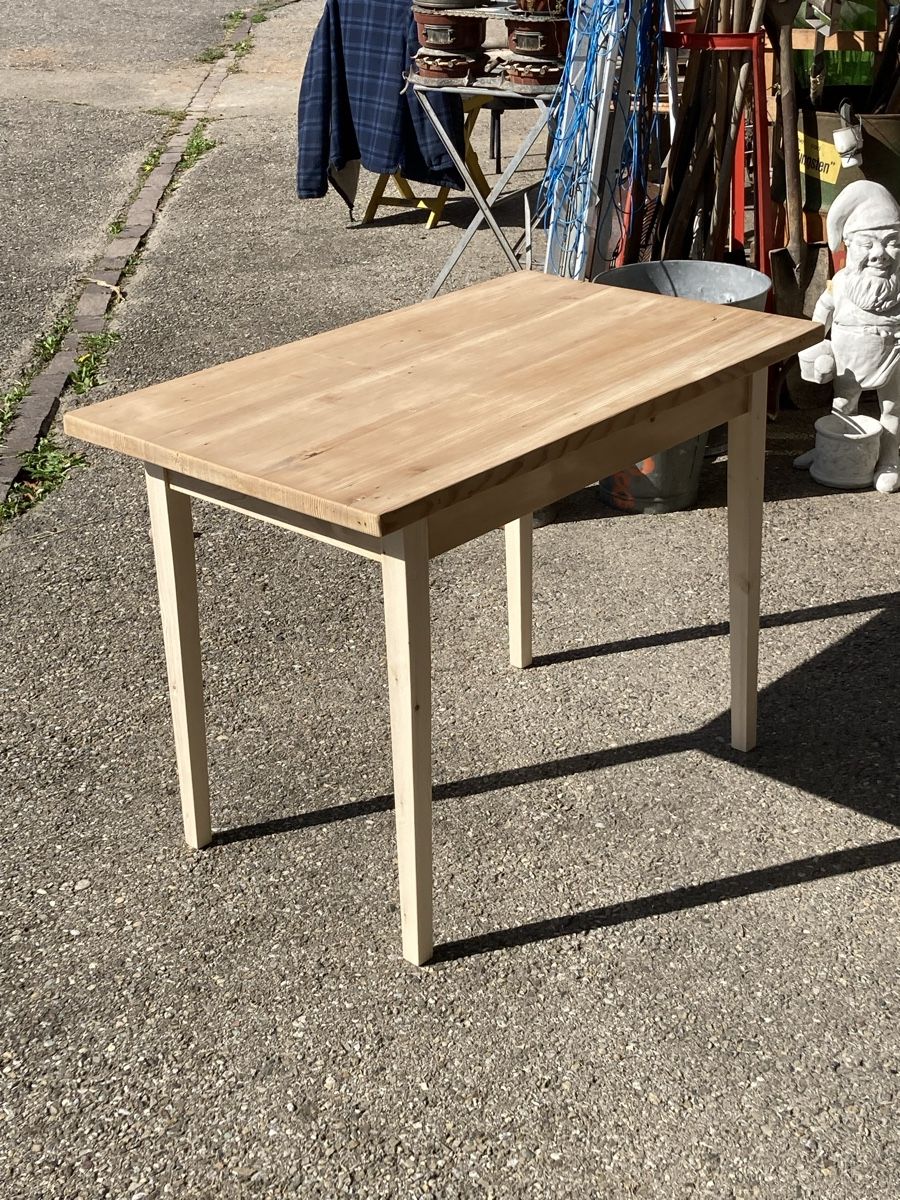 Tavoli: Tannenholz Tisch – Usato da Hagenbuch ZH venduto da bromaer