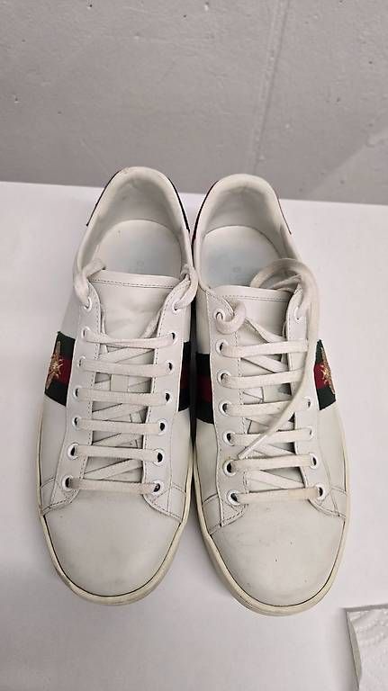 Gucci Chaussures femmes: Gucci Sneaker Gr. 40.5 – D'occasion à Baden par knc00