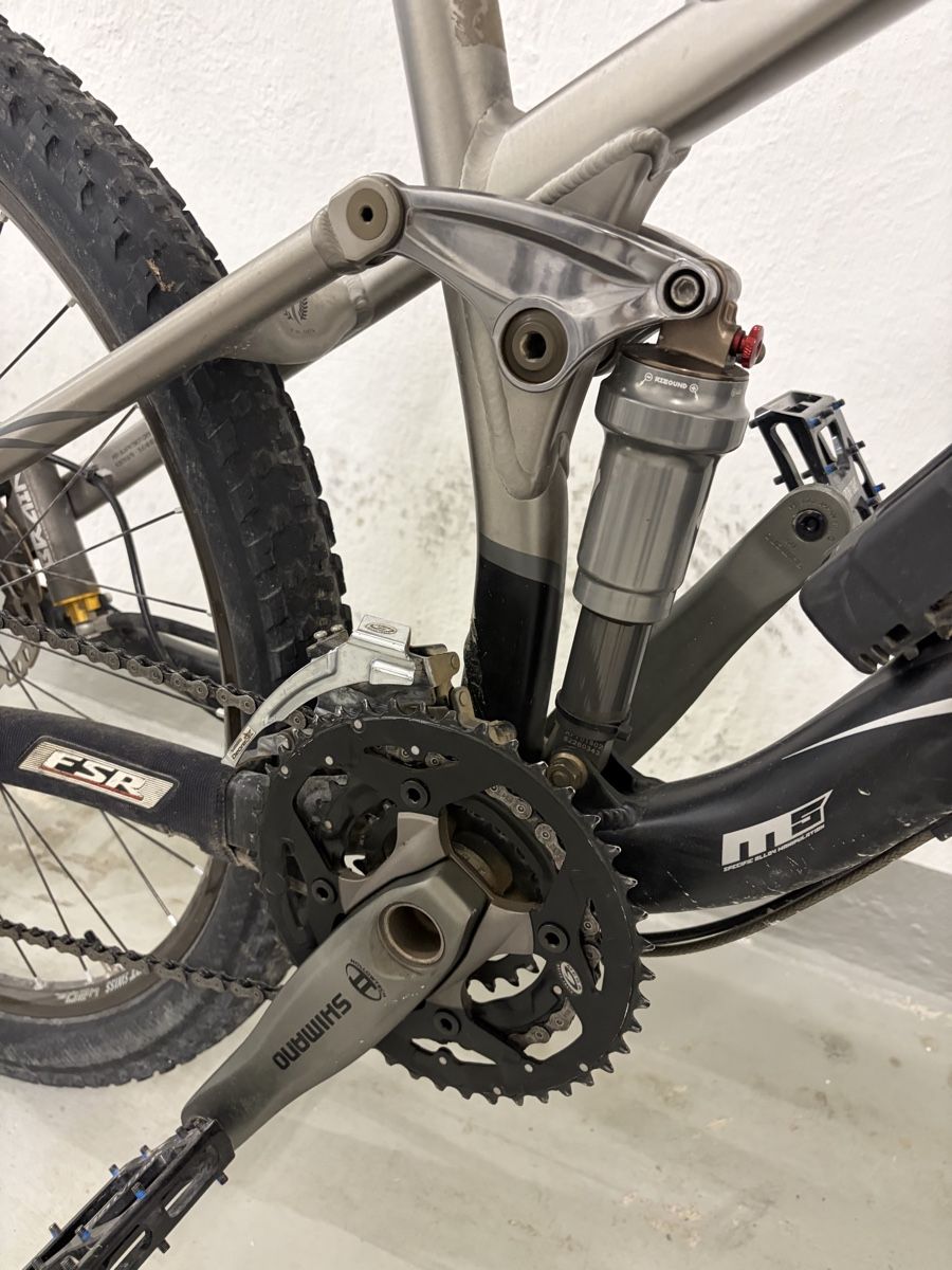 Specialized Vélos: Mountain Bike Specialized Stumpjumper FSR Comp – D'occasion à Luzern par _VA_ 3