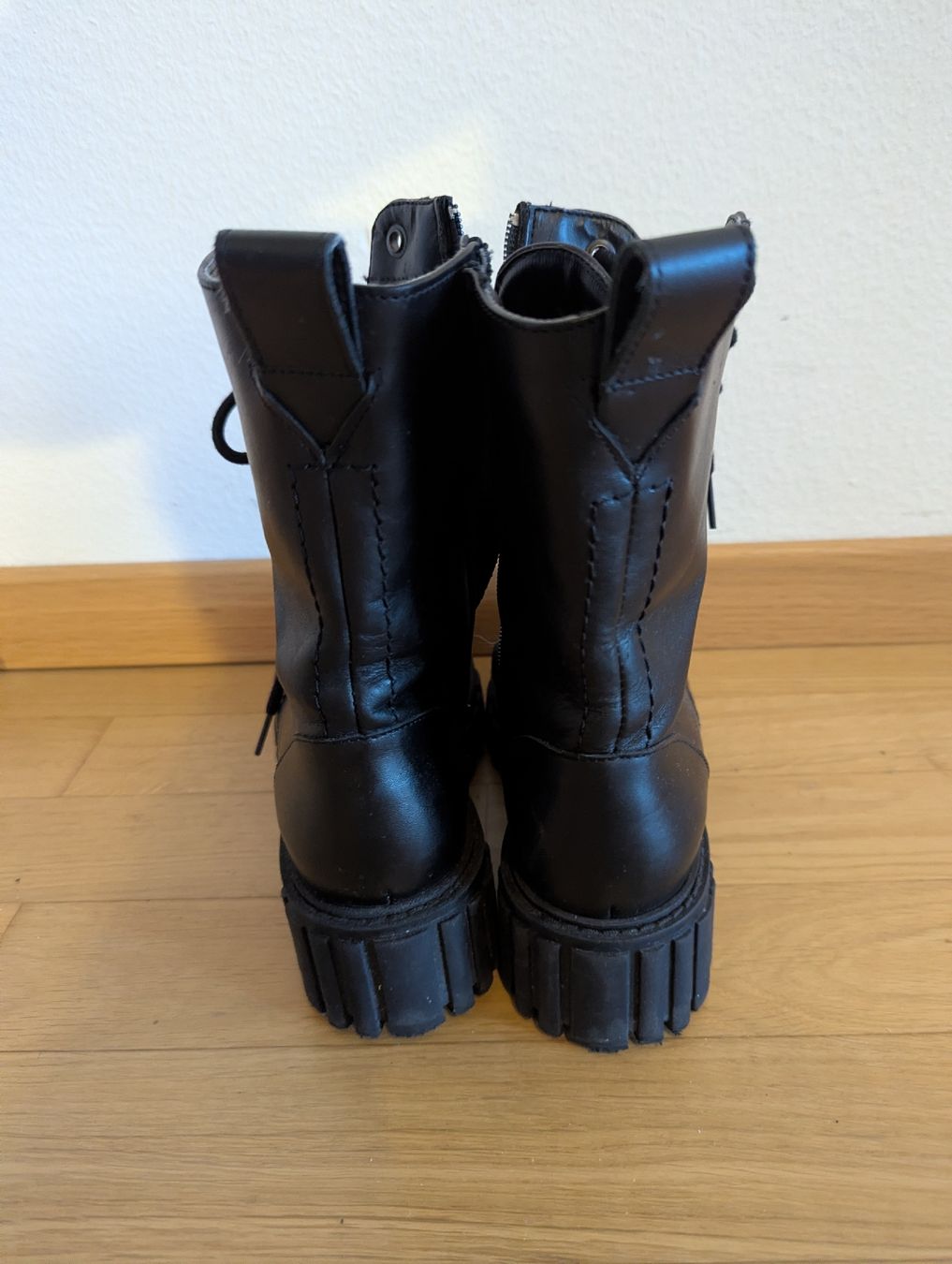 Clarks Scarpe da donna: Clarks Schwarze Boots Gr. 37 – Usato da Luzern venduto da phi_89 1