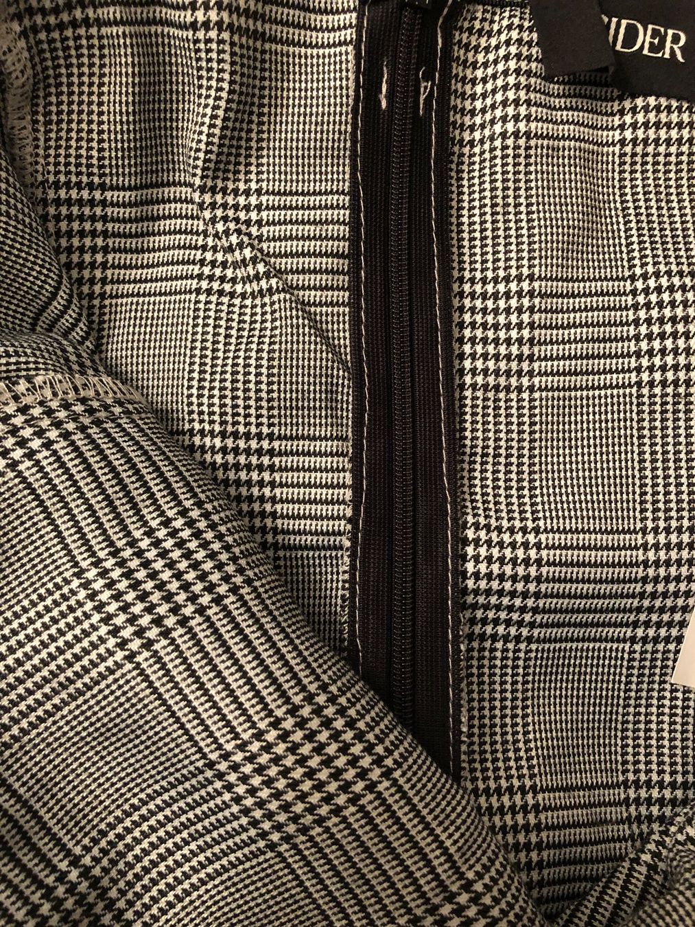 Vestiti: Grau Schwarzes Kleid mit Glitzerperlen, Gr. M – Nuovo e nell'imballaggio originale da Langnau am Albis venduto da snla_scc9 2