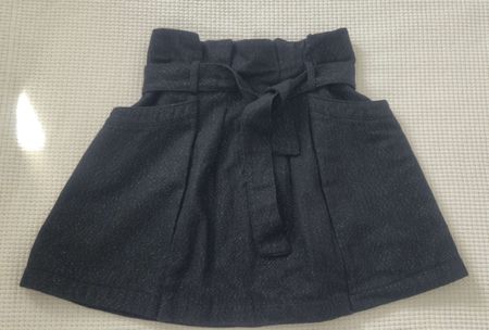 Jupe évasée noire avec ceinture T 140 cm ORCHESTRA