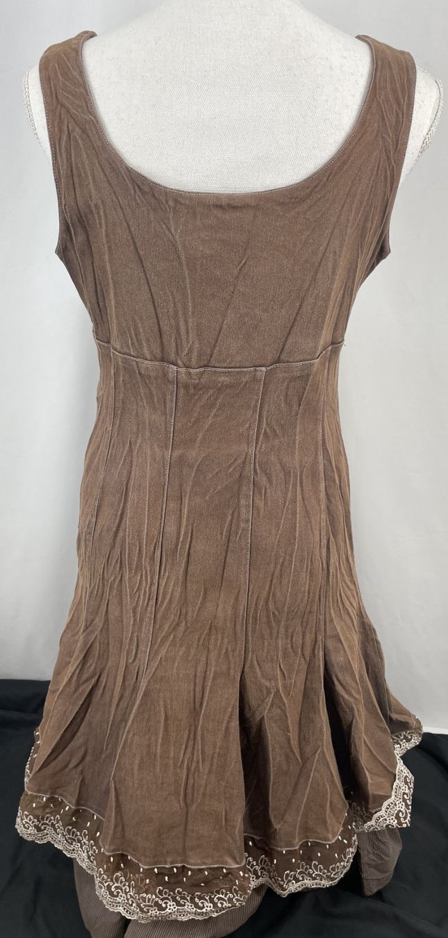 Robes: CHIC FILLE Robe brune – D'occasion à Lausanne par PlusValue_Lausanne 1