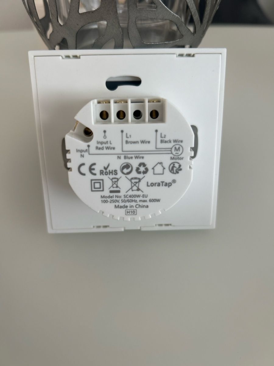 Interrupteurs: LoraTap SC400W-EU Rollladen Schalter neu – D'occasion à Opfikon par osm_bns2 1