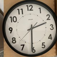 Wanduhr