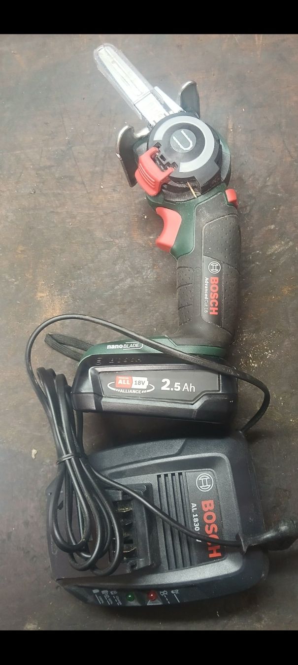 Bosch Seghe: Bosch Nanoblade Säge – Usato da Laufen venduto da Abecd 1